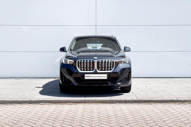 BMW iX1 xDrive30 67 kWh | Selections 500