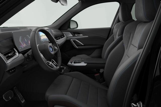 BMW iX1 eDrive20 Innovation Pack M Sportpakket Pro - Beschikbaar vanaf: Oktober 2025