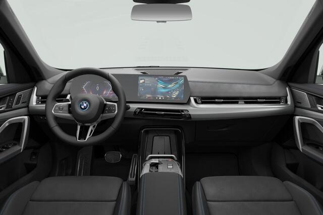 BMW iX1 eDrive20 M Sport Edition Premium Pack - Beschikbaar vanaf: November 2025
