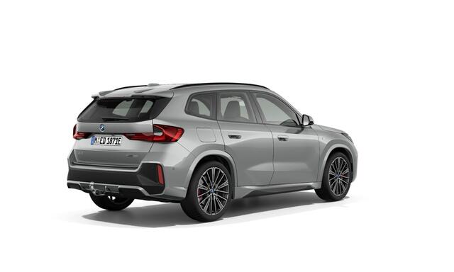 BMW iX1 eDrive20 | M-Sport Pro | 20'' | Panorama. | Harman/Kardon | Trekhaak | Stuur + stoelverw. | Driv. Ass. | Comf. Acc.