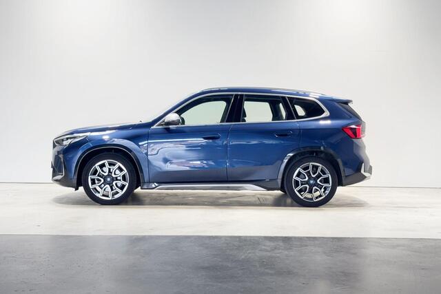 BMW iX1 xDrive30 Launch Edition xLine