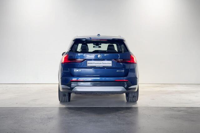 BMW iX1 xDrive30 Launch Edition xLine