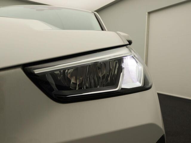 BMW iX1 eDrive20 67 kWh Parking Assistant | Achteruitrijcamera | 17"