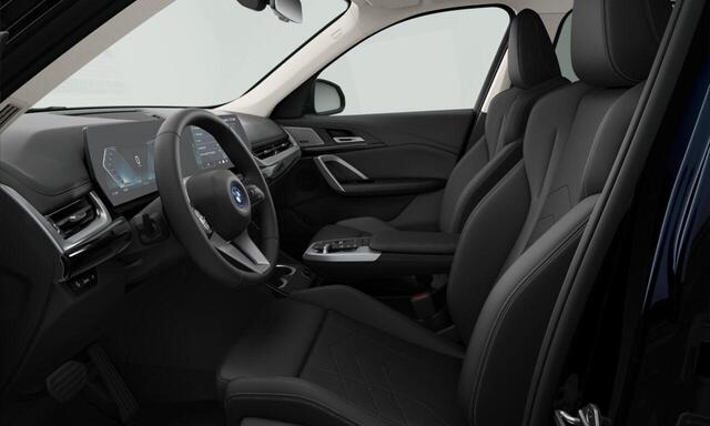BMW iX1 eDrive20 xLine | Equipment Pack | Comfort Pack | Travel Pack