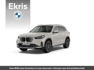 bmw-ix1-edrive20-xline--equipment-