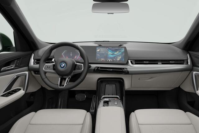 BMW iX1 eDrive20 67 kWh M Sport Edition | BMW Individual Editie
