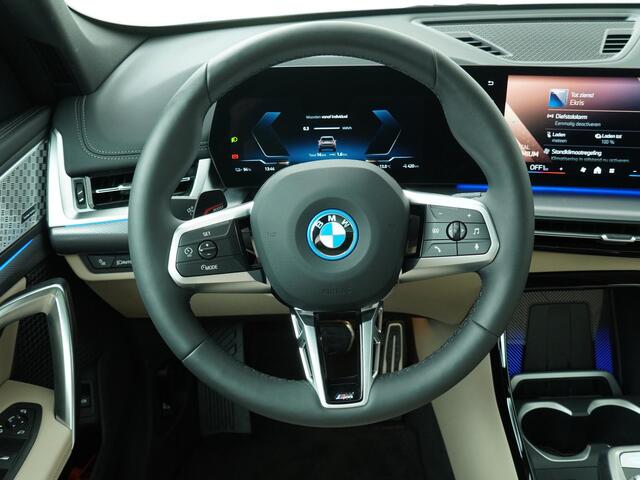 BMW iX1 eDrive20 | M Sportpakket Pro | Premium Pack | Travel Pack
