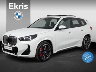 bmw-ix1-edrive20-67-kwh--m-sportpa