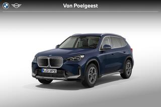 bmw-ix1-edrive20-pure-edition