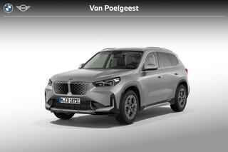 bmw-ix1-edrive20-pure-edition