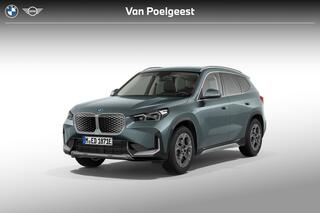 bmw-ix1-edrive20-pure-edition
