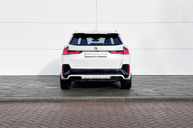 BMW iX1 xDrive30 Launch Edition 67 kWh