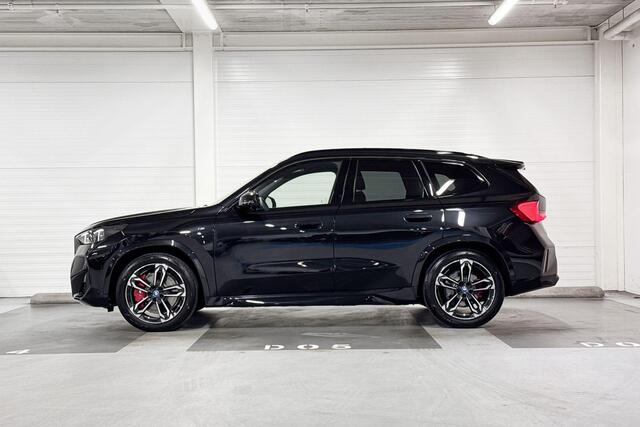 BMW iX1 xDrive30 Launch Edition 67 kWh