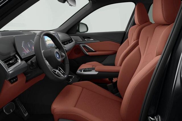 BMW iX1 eDrive20 67 kWh M Sport Edition