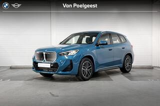 bmw-ix1-edrive20--m-sport--comfor