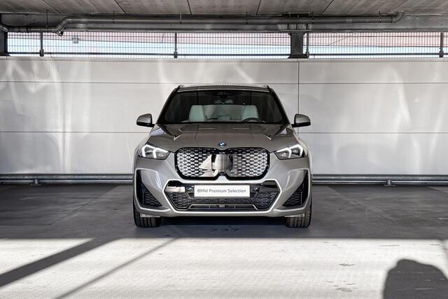 BMW iX1 eDrive20 67 kWh M Sport Edition