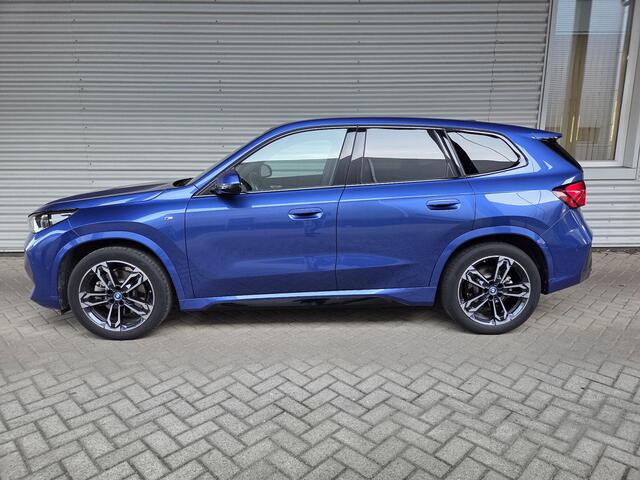 BMW iX1 xDrive30 Launch Edition 67 kWh