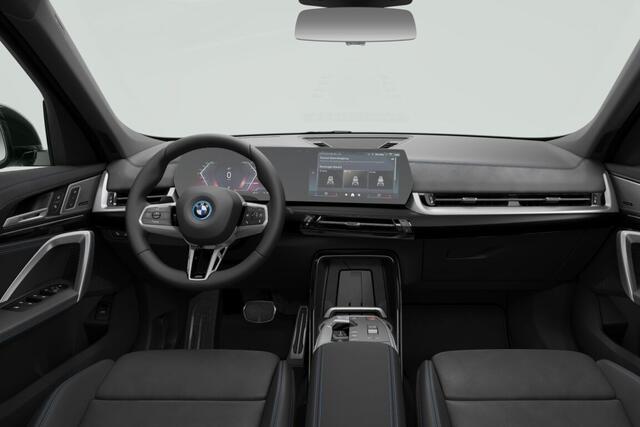 BMW iX1 eDrive20 67 kWh M Sport Edition | M Sportpakket Pro | Premium Pack | Comfort Pack | Travel Pack | Trekhaak