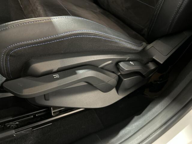 BMW iX1 xDrive30 67 kWh M Sport Edition Sportstoelen Soh (batterijcheck) Waarde 98,3 %