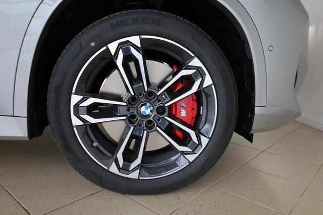 BMW iX1 eDrive20 | M Sportpakket Pro | Harman Kardon | Trekhaak | Comfort Pack