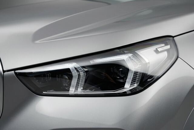 BMW iX1 20 eDrive M Sport Full Led l Navi l Camera