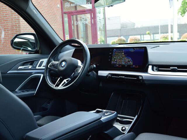 BMW iX1 xDrive30 M Sport | Innovation Pack | VOL
