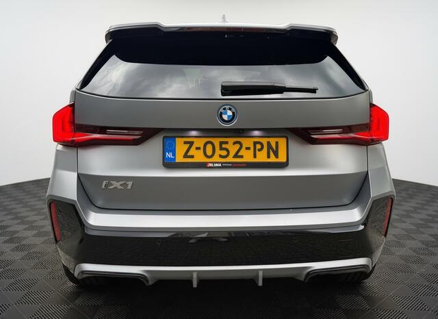 BMW iX1 eDrive20 67 kWh, M-sport |