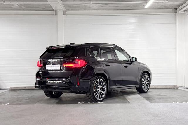 BMW iX1 eDrive20 M-Sport Pro | Travel Pack | Comfort Pack | Premium Pack | Harman/Kardon | Comfort Access | Huisselectie