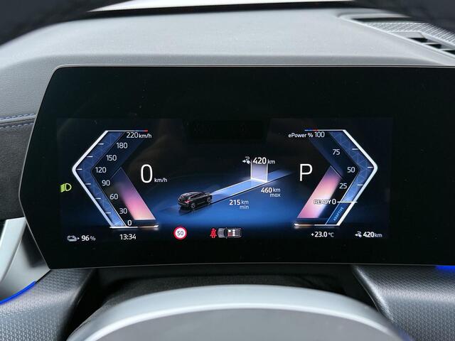 BMW iX1 eDrive20 67 kWh M Sport Edition | Comfort Access | Elektrisch bediende stoel | Massage | Panoramadak | Adaptive Cruise |
