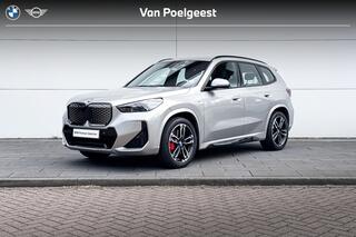 bmw-ix1-edrive20-67-kwh--m--sport-