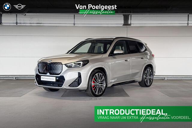 BMW iX1 eDrive20 67 kWh M Sport Edition | M Sportpakket Pro | Innovation Pack | Comfort Pack | Travel Pack | Trekhaak | Huisselectie