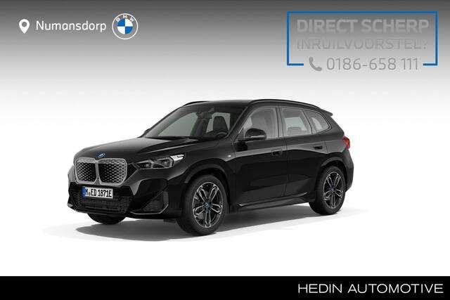 BMW iX1 eDrive20 | M-Sport | 19" | Trekhaak | Panorama | Camera