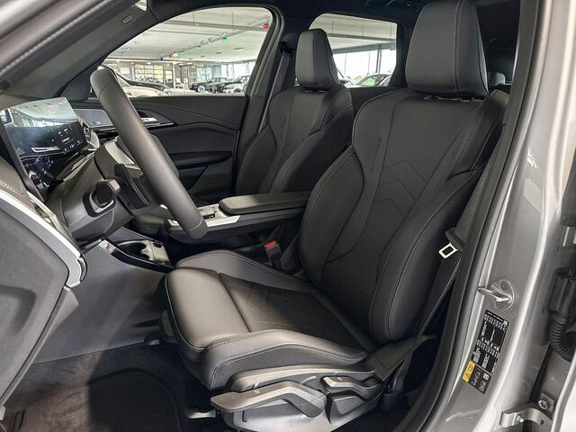 BMW iX1 eDrive20 67 kWh M Sport Edition | M Sportpakket Pro | Innovation Pack | Travel Pack | Trekhaak | Huisselectie
