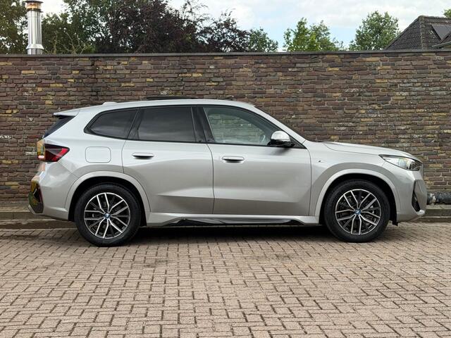 BMW iX1 XDRIVE30 67 KWH M-Sport SOH 98.67% Panodak HenK Headup
