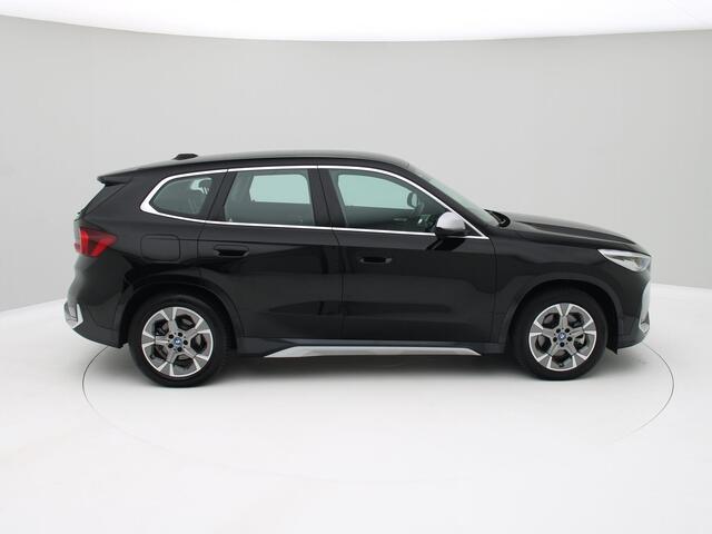 BMW iX1 xDrive30 67 kWh Leder/ Navi/ Virtual Cockpit/ Camera /Elec.Klep