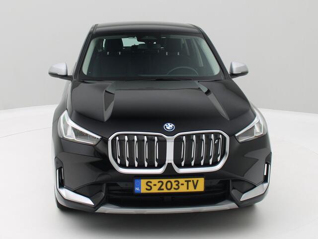 BMW iX1 xDrive30 67 kWh Leder/ Navi/ Virtual Cockpit/ Camera /Elec.Klep