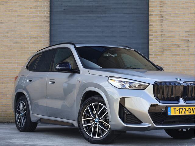 BMW iX1 xDrive30 Launch Edition M Sport Pano | ACC | Trekhaak | Driving Assistant Plus | Widescreen