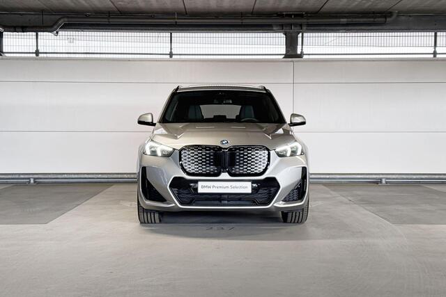 BMW iX1 eDrive20 67 kWh M Sport Edition