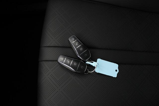 BYD ATTO 2 DM-i Boost NIEUW | 1000 km | Apple Carplay | Navigatie | 360 graden camera | Time Grey