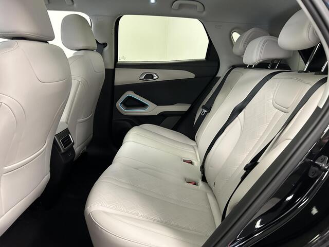 BYD ATTO 2 1.5 DM-i Boost BEIGE LEDER | INCLUSIEF ¤1500,- BYD UTRECHT LAUNCH PREMIE !