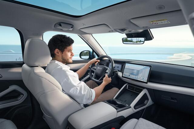 BYD ATTO 2 DM-i Boost | 1.000 KM WLTP | Plug-in Hybrid | 90 KM Elektrisch WLTP | Meerdere Kleuren Verkrijgbaar | |¤2.000 Voordeel |