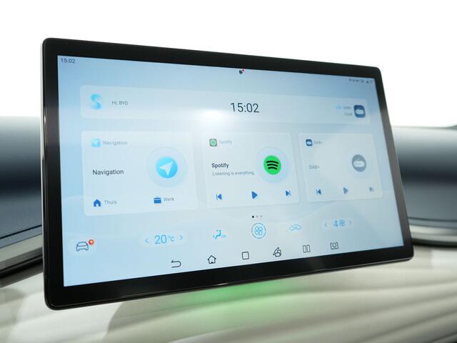 BYD Atto 3 COMFORT 60 KWH 204PK 3-FASE | Panoramadak | Leder | 360 camera |