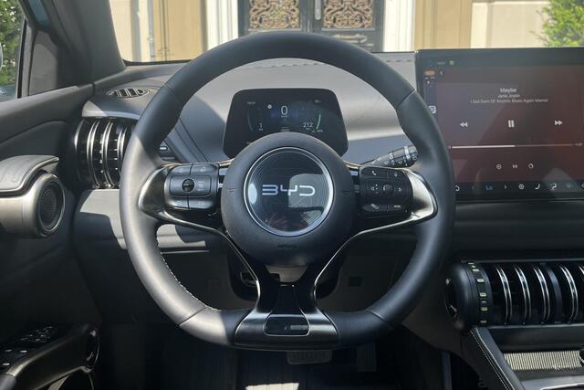 BYD Atto 3 Design 60 kWh PANO | ADAPTIVE | CARPLAY | STOELVENTILATIE | STOELVERWARMING | ELEK. STOELEN | 360 CAMERA | LEER | KEYLESS