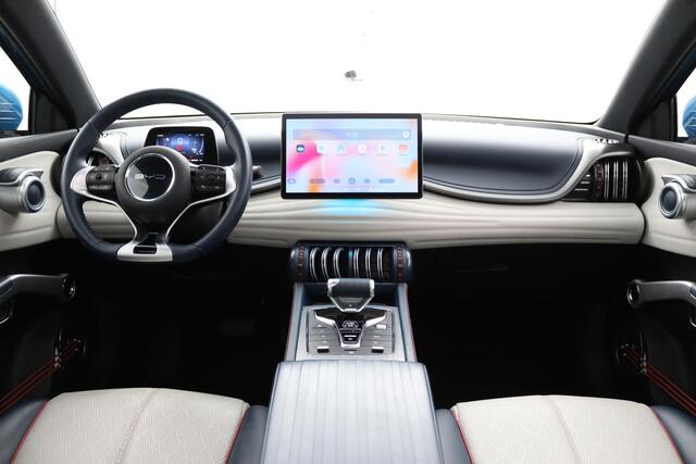 BYD Atto 3 Comfort 60 kWh SOH 94,1% | Panoramadak | 360 graden camera | 420 KM WLTP |