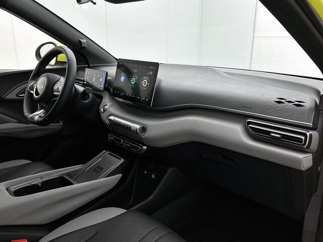 BYD Dolphin SURF Comfort 43 kWh | 310 KM WLTP | 360 camera | Stoelverwarming | Privacy-Glass |