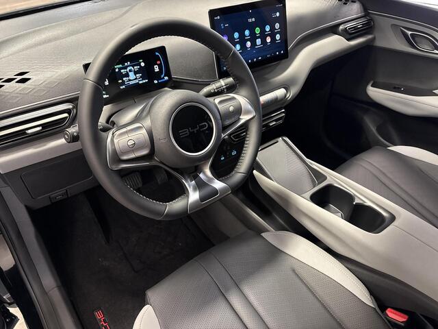 BYD Dolphin SURF Boost 43 kWh | 320 KM Actieradius WLTP | Elektrische Stoelen | Achteruitrijcamera | Voorraad Deals |