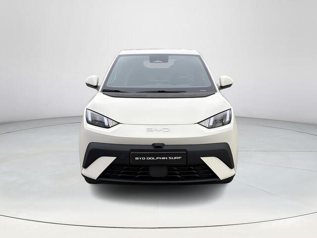 BYD Dolphin SURF Boost 43 kWh | ¤2000 korting | 320 KM WLTP | Achteruitrijcamera | Adaptive cruise control | Elektrische Stoelen | Apple Carplay & Android Auto |