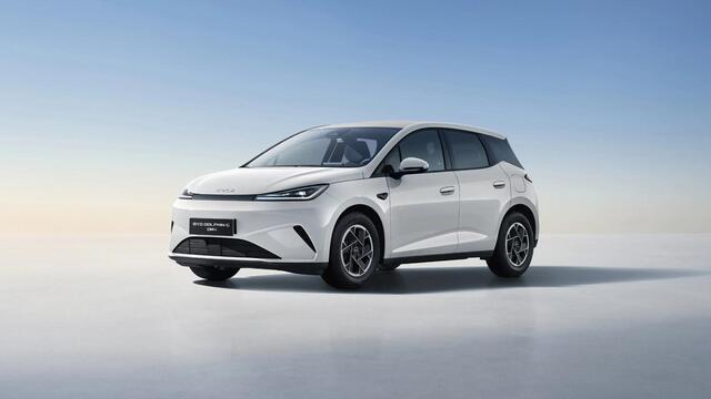 BYD Dolphin G 1.5L DM-i Active 1020 km gecombineerd bereik | 16 inch lichtmetalen velgen | Android auto & Apple carplay