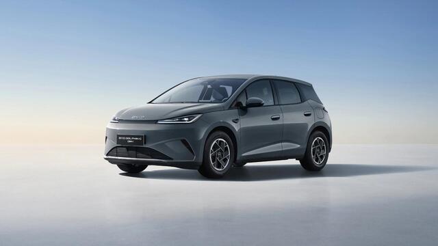 BYD Dolphin G 1.5L DM-i Active 1020 km gecombineerd bereik | 16 inch lichtmetalen velgen | Android auto & Apple carplay