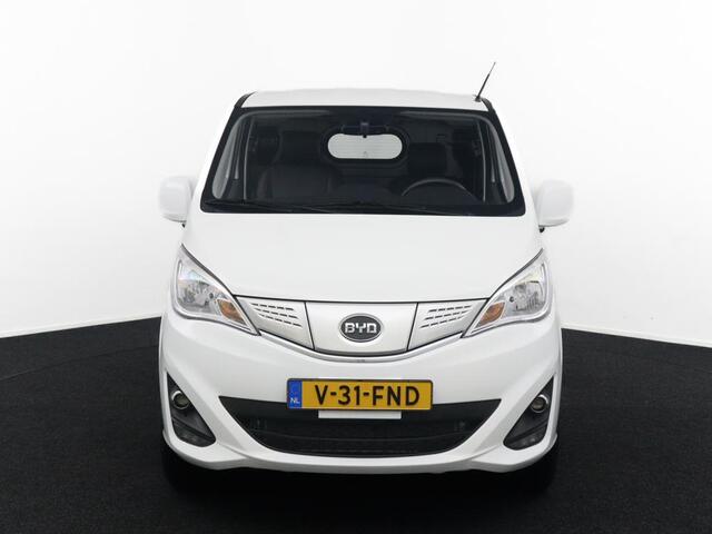 BYD ETP3 Standard 45 kWh Automaat|Navigatie|Achteruitrijcamera|